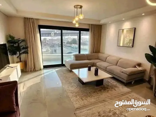 شقه للبيع استلام فورى متشطبه بالتكيفات ووحده المطبخ جاهزه للمعاينه في العاصمة الاداريه الجديده