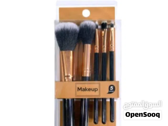 تشكيلة واسعة ، فرش ، والإكسسوارات النسائية