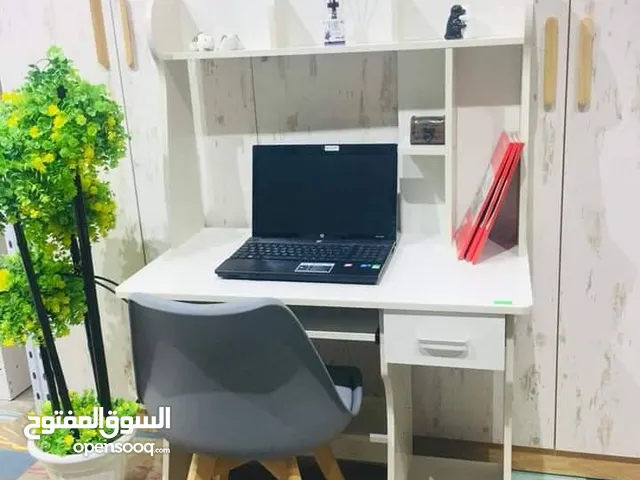 ميز مكتب دراسة