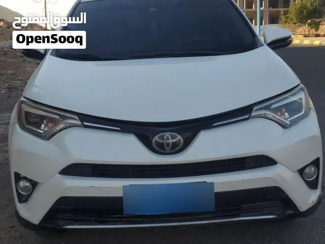2017 تويوتا راف فور Limited