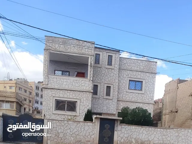 185 m2 More than 6 bedrooms Townhouse for Sale in Zarqa Al Zarqa Al Jadeedeh