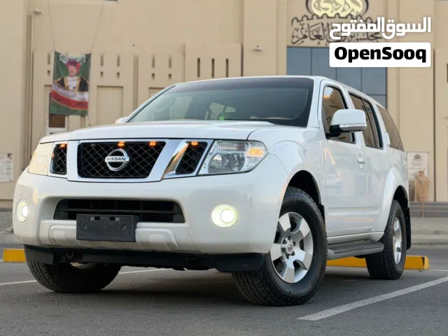 2015 نيسان باثفايندر SL