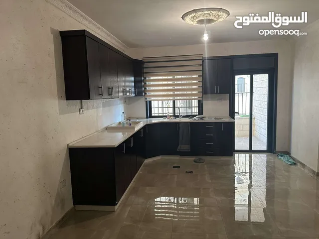 190 m2 3 Bedrooms Apartments for Sale in Ramallah and Al-Bireh Kafr 'Aqab