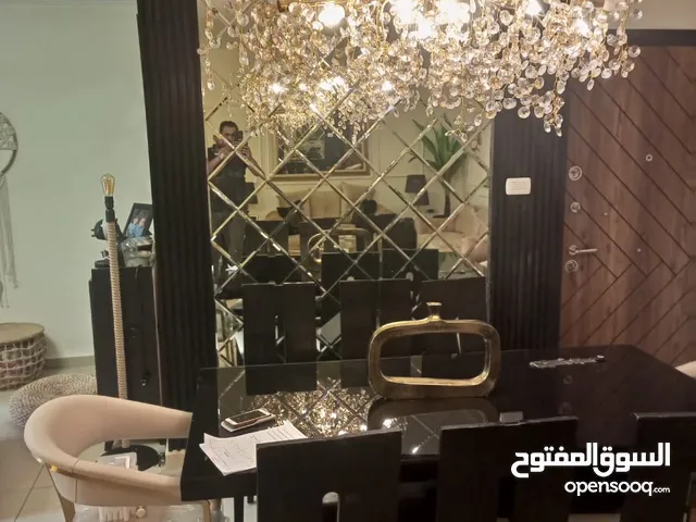توريد وتركيب زجاج، مرايا، وسيكوريت بجودة عالية – تصاميم عصرية وأسعار منافسة