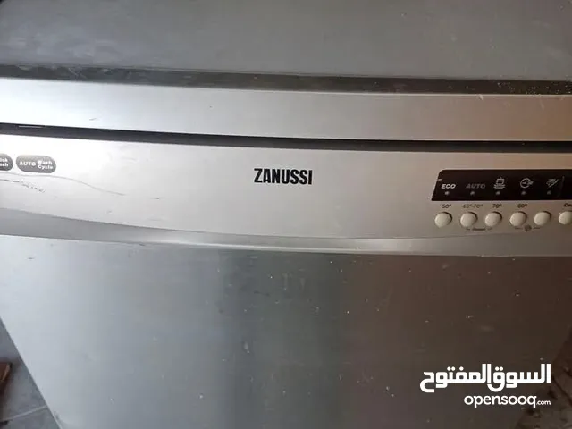 Zanussi 8 Place Settings Dishwasher in Irbid
