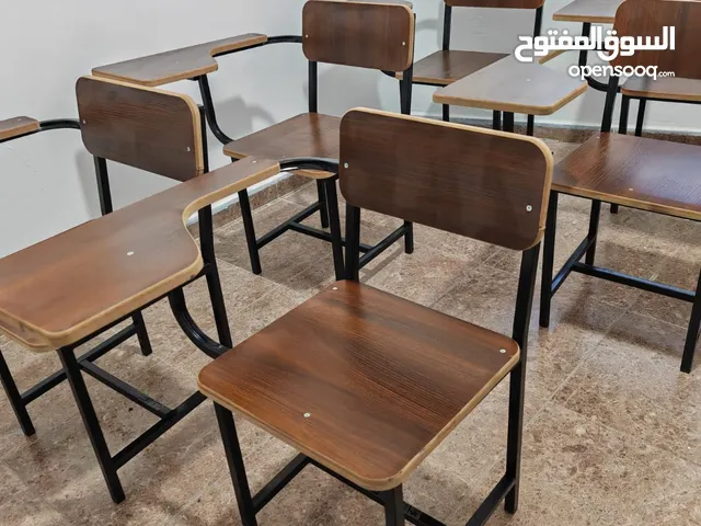 تفصيل كراسي محاضرات مع ركاية ودروج مدرسية. طاولات تركية