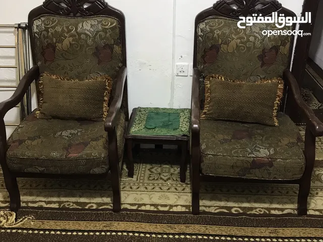 طقم كنب 7 مقاعد مستعمل بحاله جيده جيدا