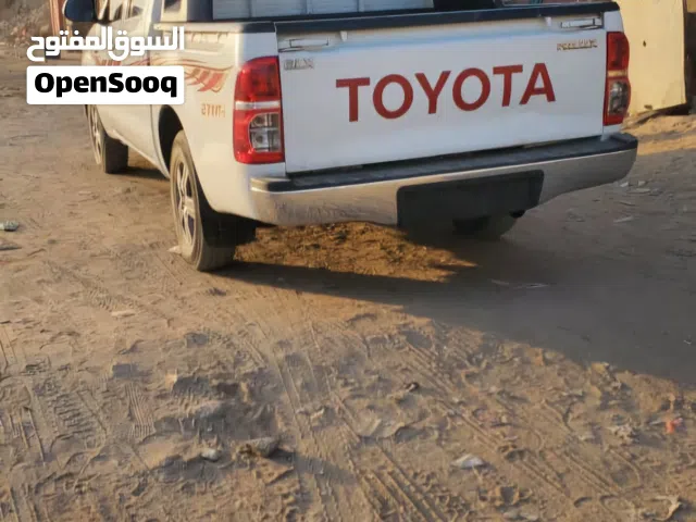 2014 Toyota Hilux GL