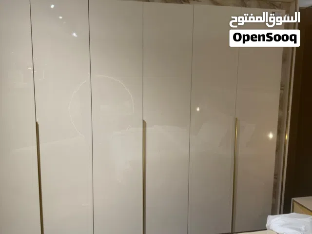 للبيع غرفة نوم كامله من الغانم بالمرتبة