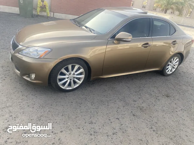 Used Lexus IS in Al Ahmadi