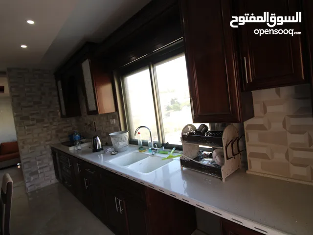 210 m2 3 Bedrooms Apartments for Sale in Ramallah and Al-Bireh Beitunia