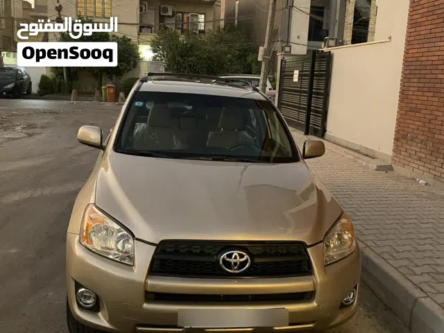 2011 تويوتا راف فور XLE