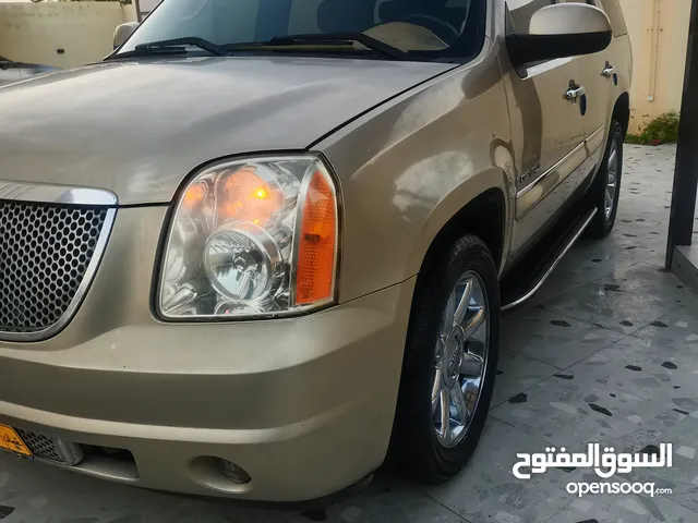 Used GMC Yukon in Al Batinah