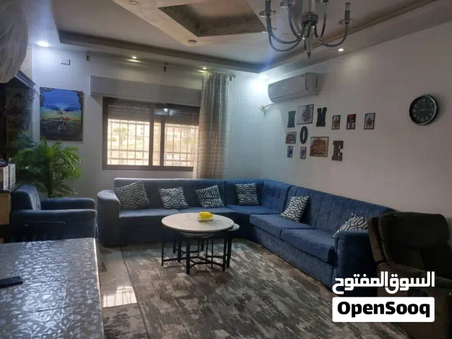 شقه للبيع 180 م من اجمل مواقع الزرقاء الجديدة