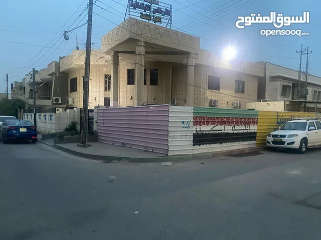 دار للبيع في حي الحسين 400متر بسعر قطعة ارض
