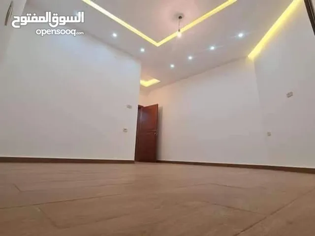 185m2 4 Bedrooms Apartments for Sale in Tripoli Al-Sabaa