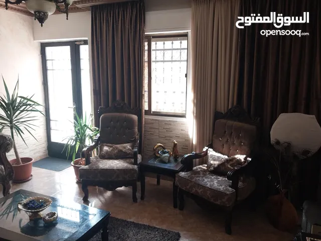 149 m2 4 Bedrooms Apartments for Sale in Amman Jabal Al Zohor