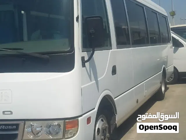 متسوبيشي فوزو ديزيل 2019 باص مدرسه كيلومتر 98000 بحاله ممتازه