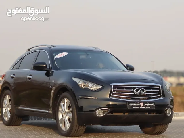 Infiniti Qx70 3.7L 2016 GCC (full service history) , accident-free, in excellent condition