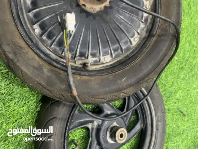 إطار أمامي و مكينة