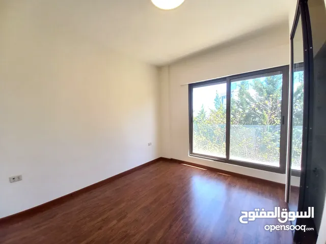 شقة غير مفروشة للإيجار 230م2 ( Property 19696 )-174847771