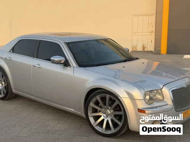 2004 كرايسلر 300 300S v8