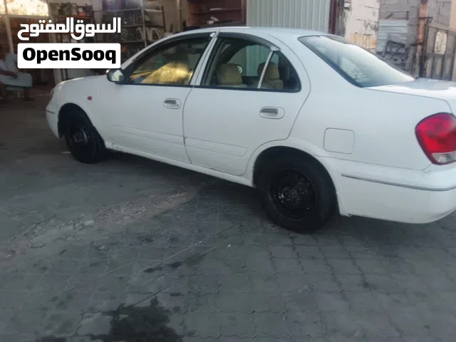2006 نيسان صني SL