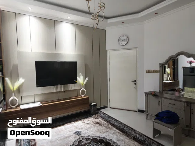 100 m2 4 Bedrooms Townhouse for Sale in Basra Hakemeia