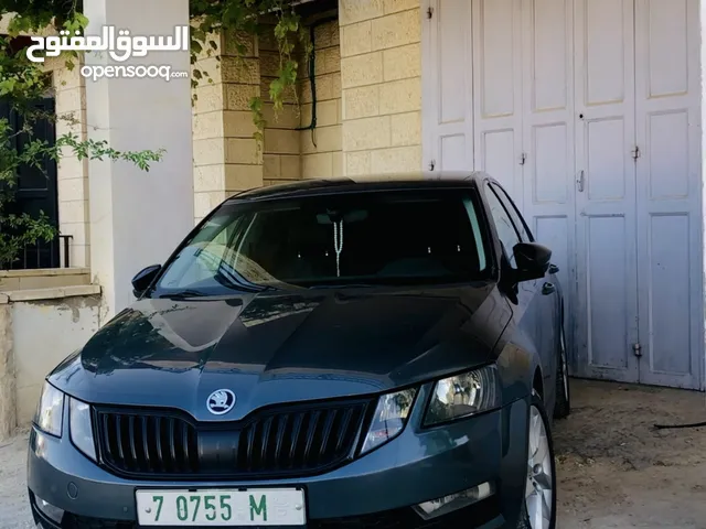 سكودا اوكتافيا 2017