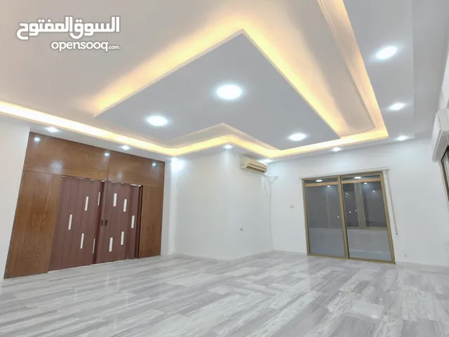 190 m2 3 Bedrooms Apartments for Sale in Amman Tla' Ali