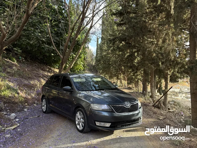 سكودآ سبيس بآك إوتمآتيك