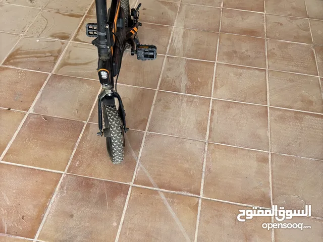 السلام عليكم سيكل كهربائي مع سواقه عاديه الوصف فيه كل شي
