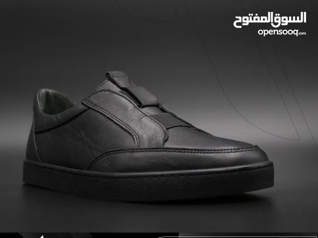 تريد حذاء مريح وحلو وفيكه وطبي هذا