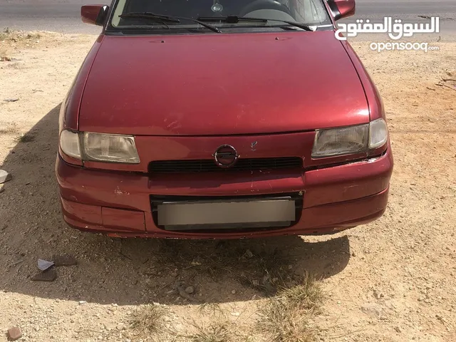 Used Opel Astra in Salt