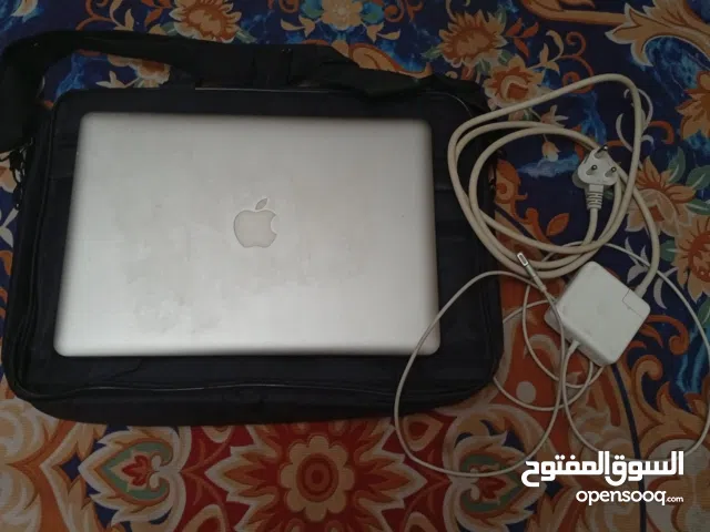 Used Macbook for sale ماك بوك للبيع  1TBمستخدم