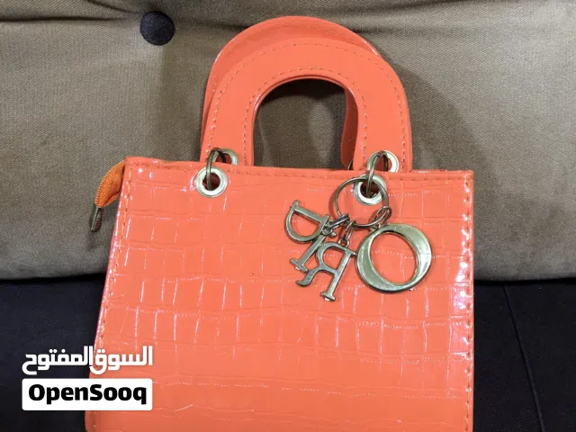 حقيبة نسائي