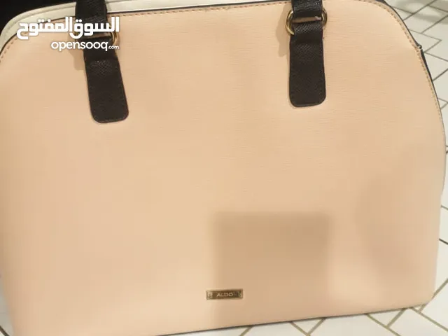 Pink Aldo for sale  in Al Riyadh