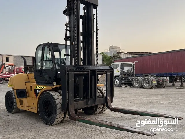 16 TON Forklift 2015 For sale للبيع