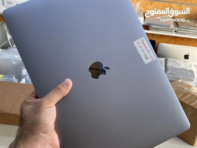 MacBook pro 15-inch 2017 16 gb ram 512 ssd  Core i7