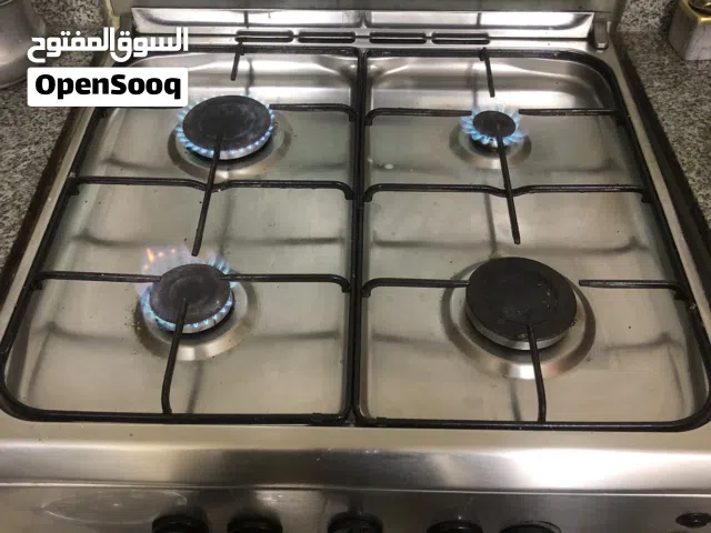 فرن للبيع فرن بحالة جيدة