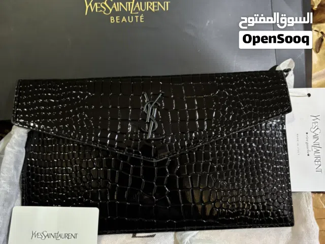 yves saint laurent beauté للبيع شنطة الاصلية جديدة