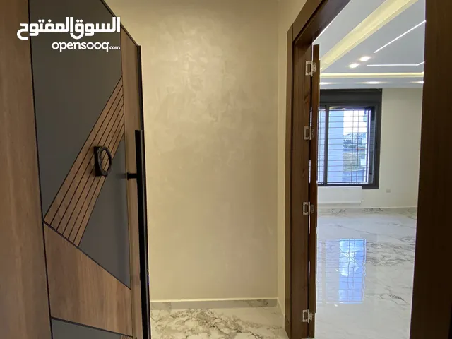 225m2 3 Bedrooms Apartments for Sale in Amman Al Bnayyat