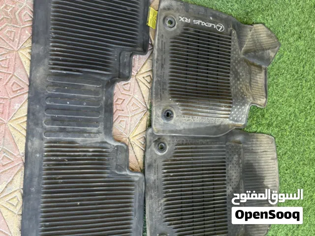 للبيع فرشات لكزس RX