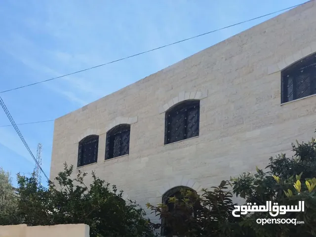 185 m2 More than 6 bedrooms Townhouse for Sale in Irbid Der Abi Saeed