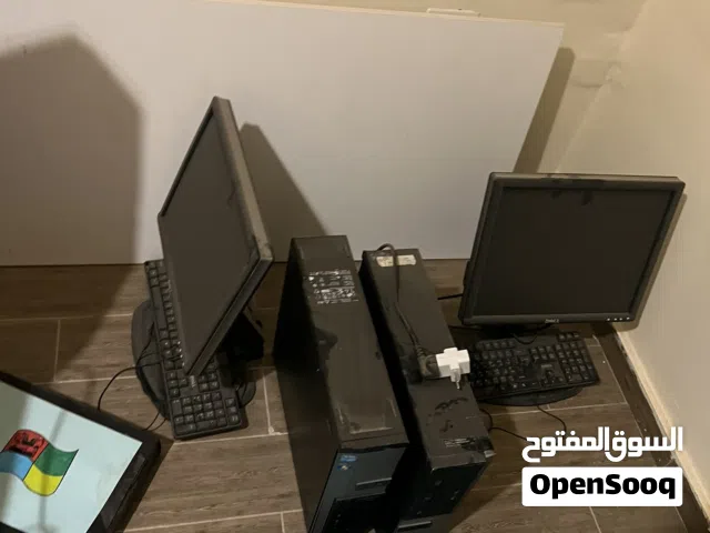 كمبيوتر استعمال نضيف واخده لي مدرسه يدربو عليه
