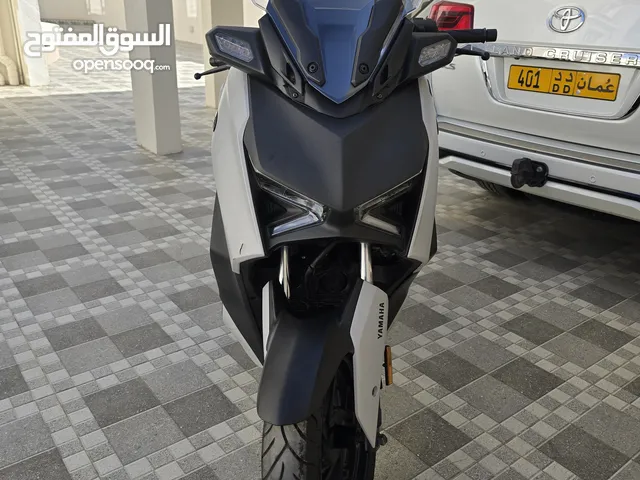 ياماها XMAX 300 موديل 2023 ممشي بسيط