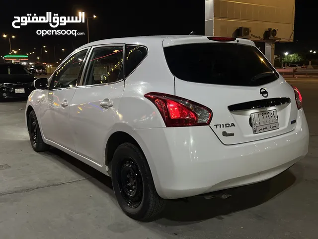 Used Nissan Tiida in Basra