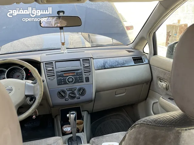 Used Nissan Tiida in Amman