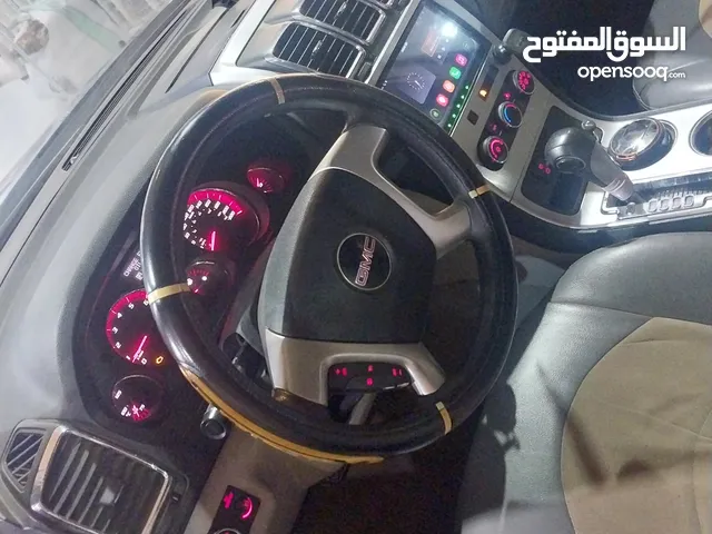 Used GMC Acadia in Farwaniya