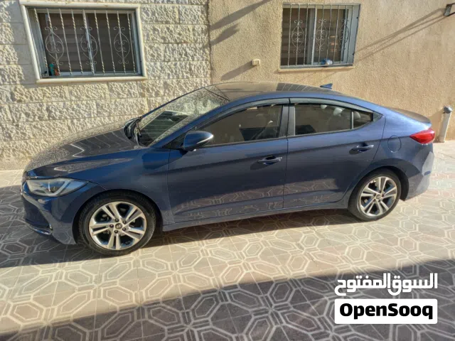 2018 هيونداي افانتي Limited